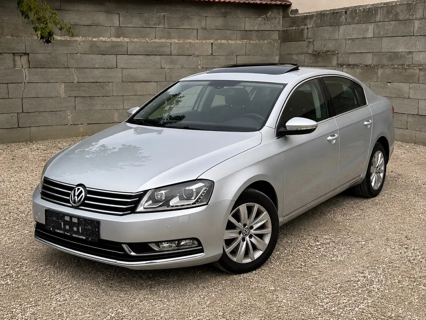 Volkswagen Passat Passat Sky 1,4 TSI EcoFuel Sky Silber - 2