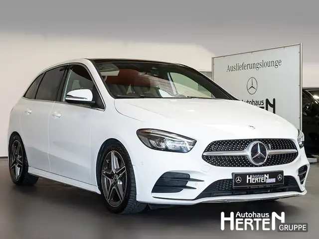 Mercedes-Benz B-Class view 3