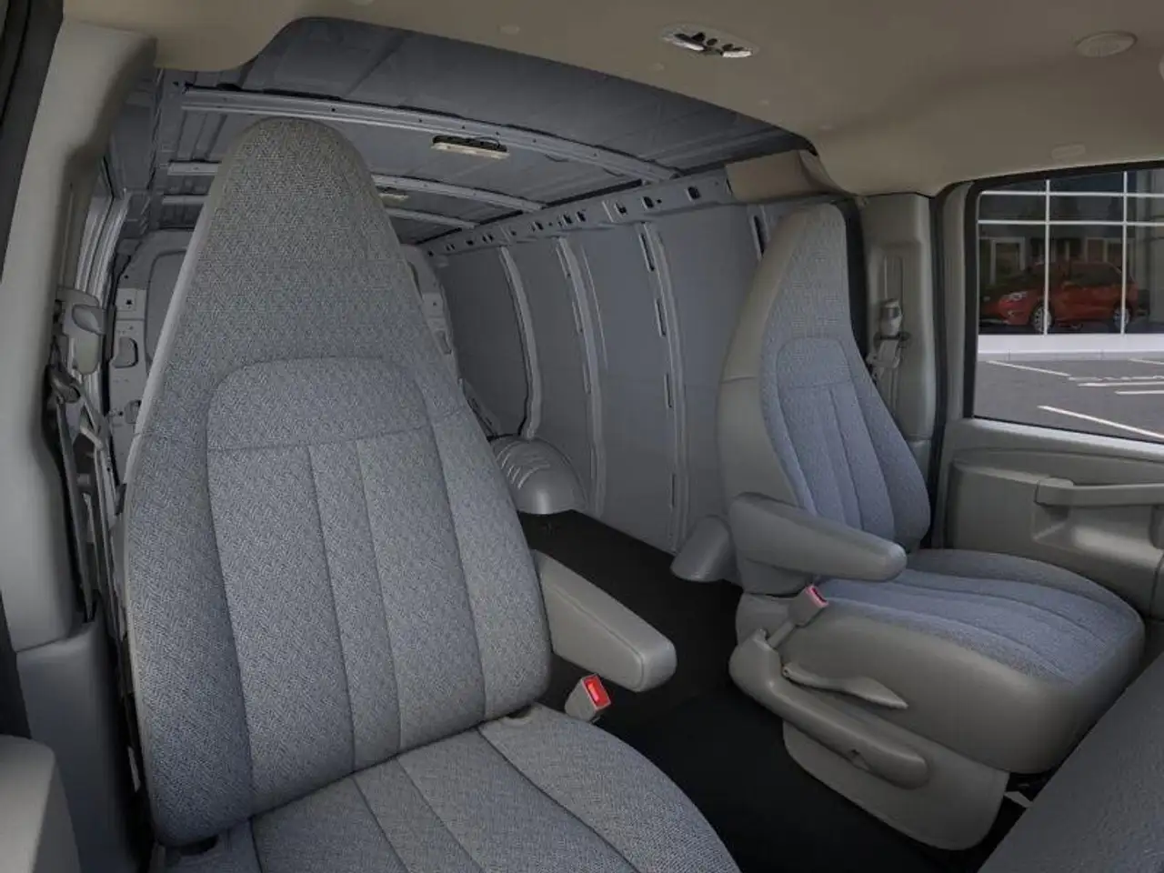 GMC Savana снимка GMC Savana