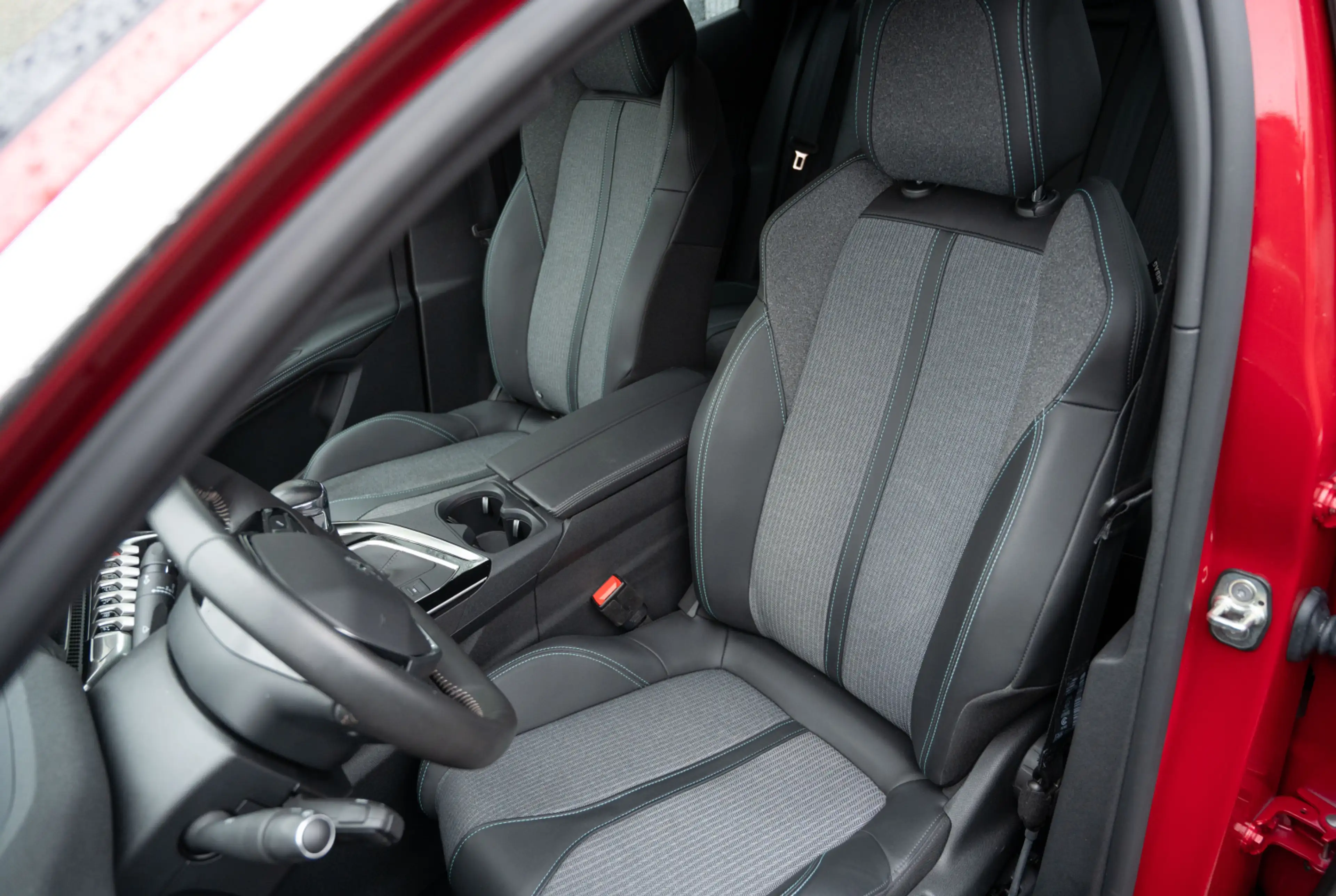Peugeot 3008 Allure Pack 1.2 PureTech 130 *GW-TOP-DEAL* *INVENTUR-SALE* — photo 7