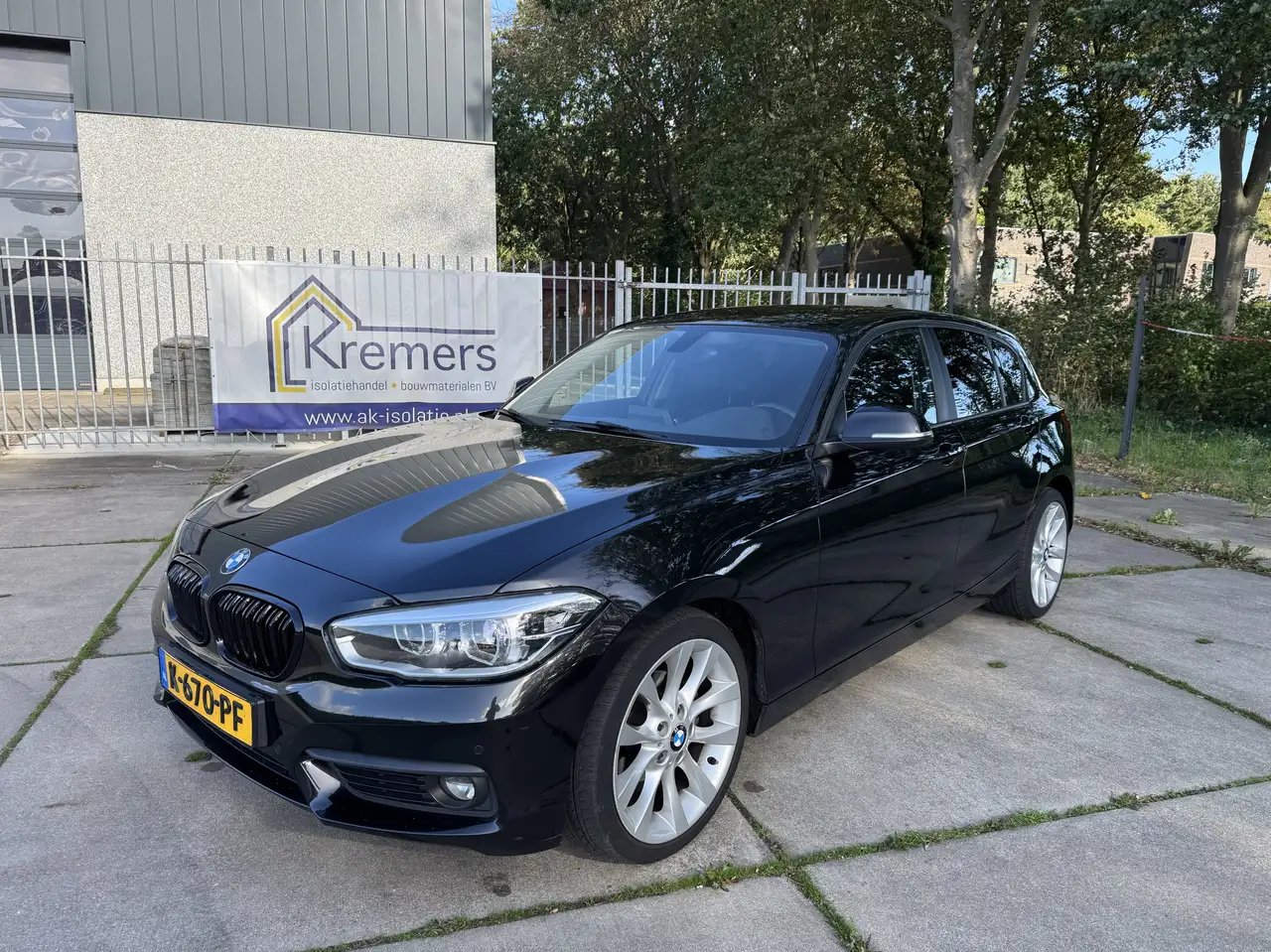 BMW 118