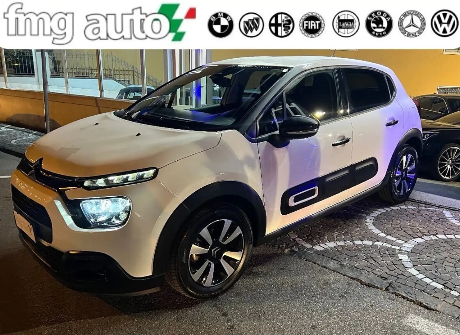 Citroen C3 C3 PureTech 110 S&S EAT6 Max KM 21.898 BIANCO Weiß - 1