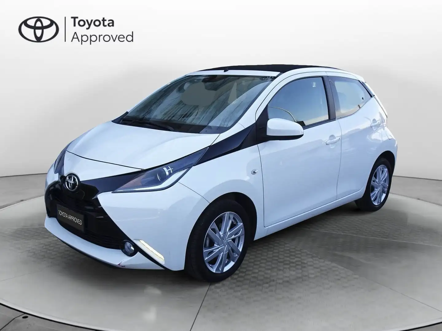 Toyota Aygo Aygo 1.0 VVT-i 69 CV 5 porte x-wave Blanc - 1