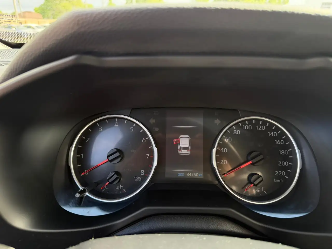 Toyota RAV 4 снимка Toyota RAV 4