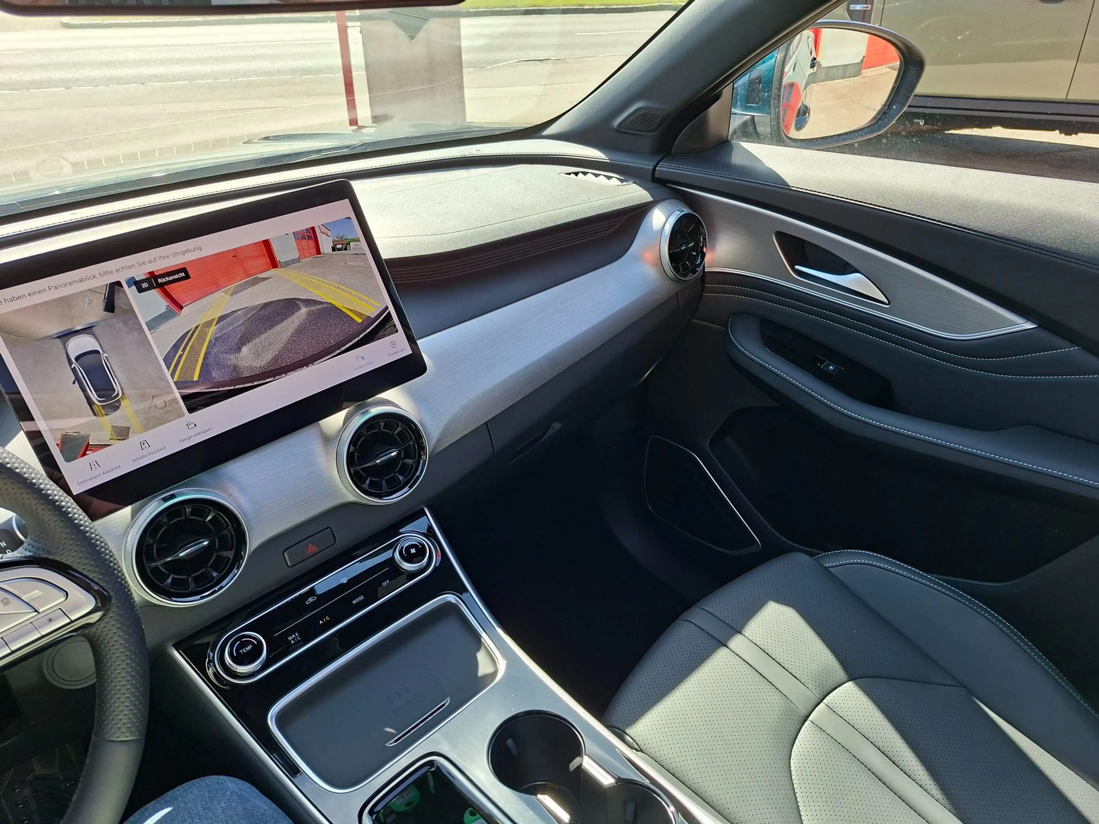 Forthing T5 Evo Forthing 5 Range-Extender Hybrid — photo 7