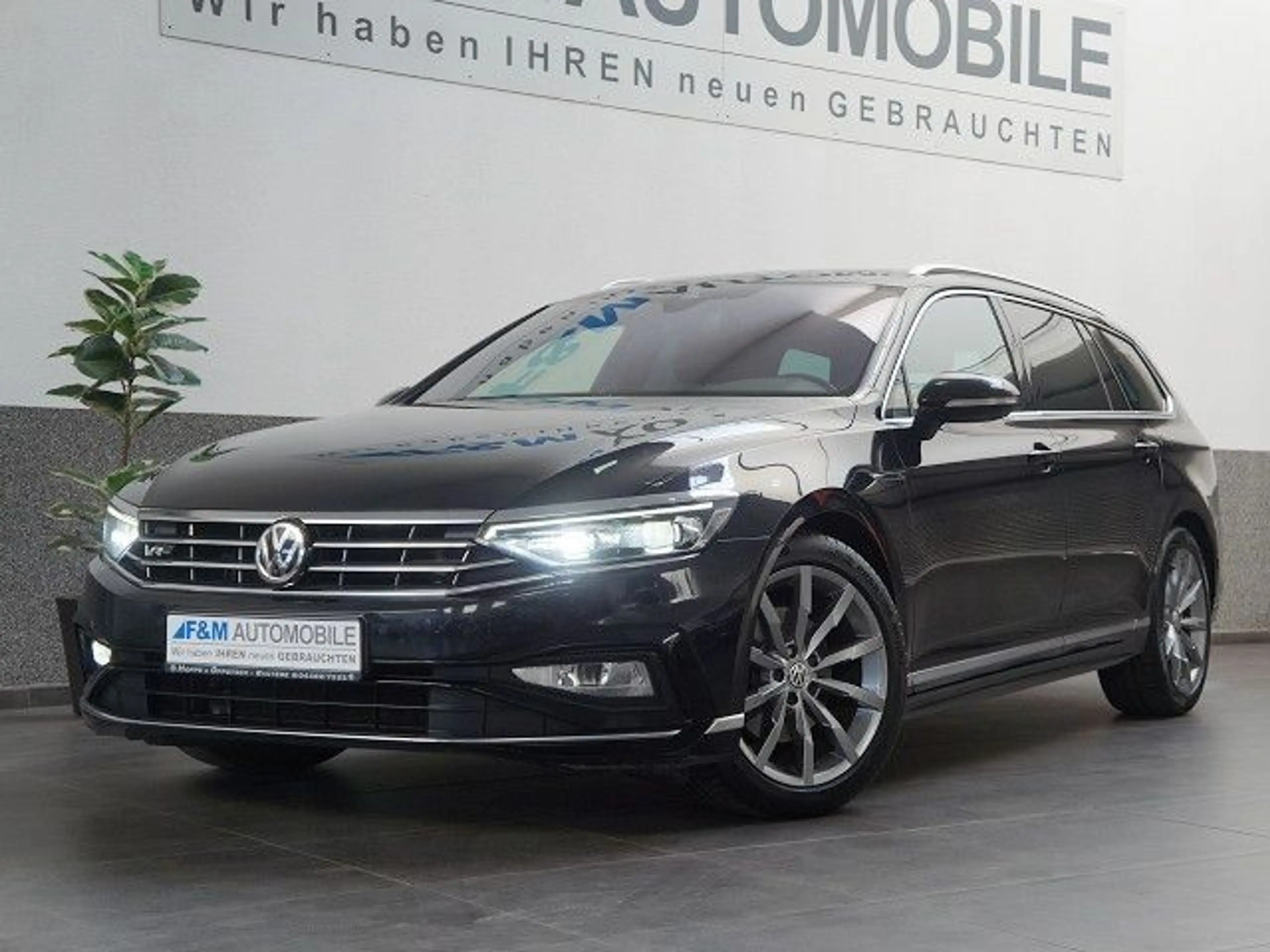 Volkswagen Passat Variant 2.0 TDI DSG R-Line Pano Leder Nav — photo 2