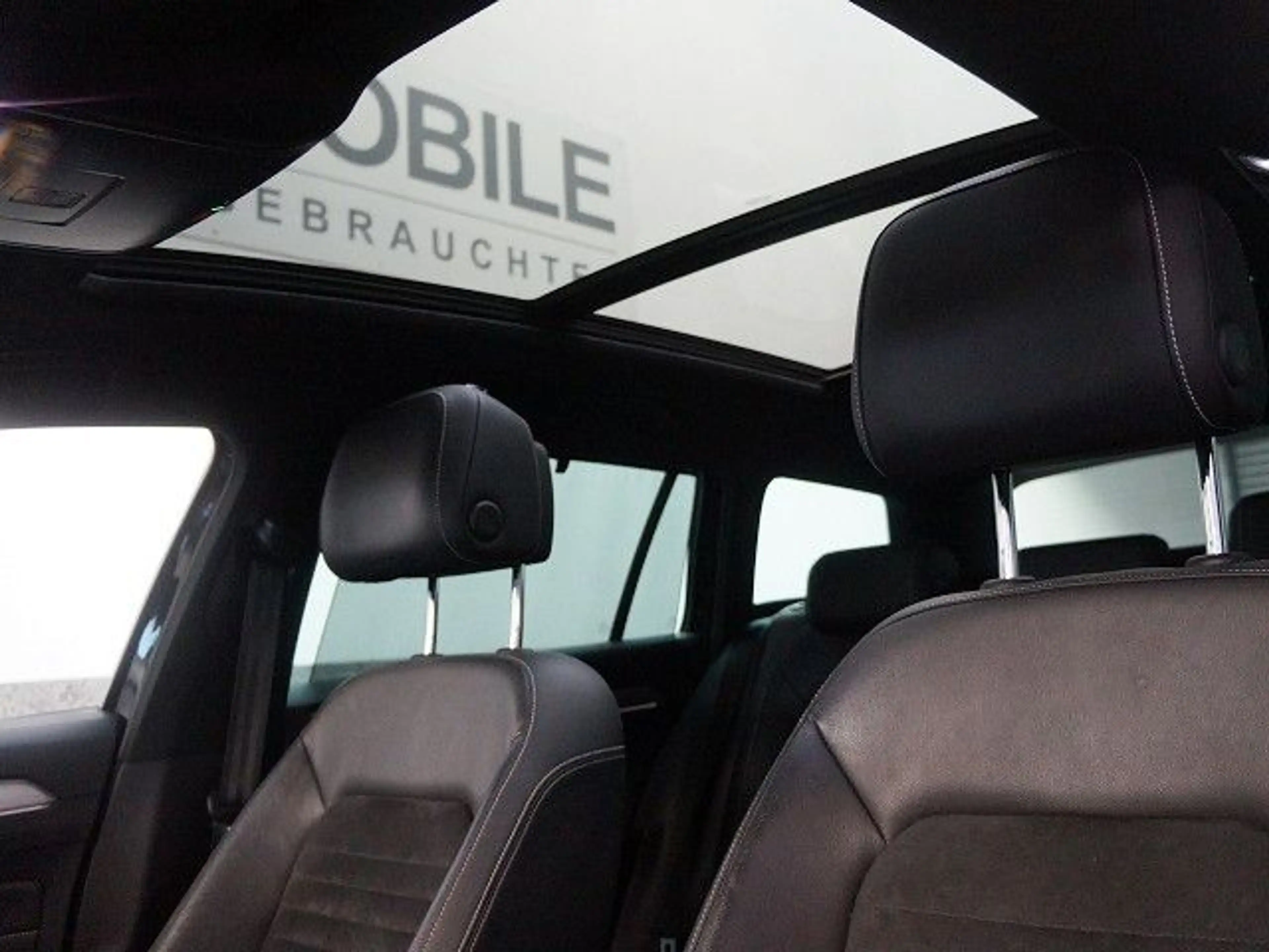 Volkswagen Passat Variant 2.0 TDI DSG R-Line Pano Leder Nav — photo 15