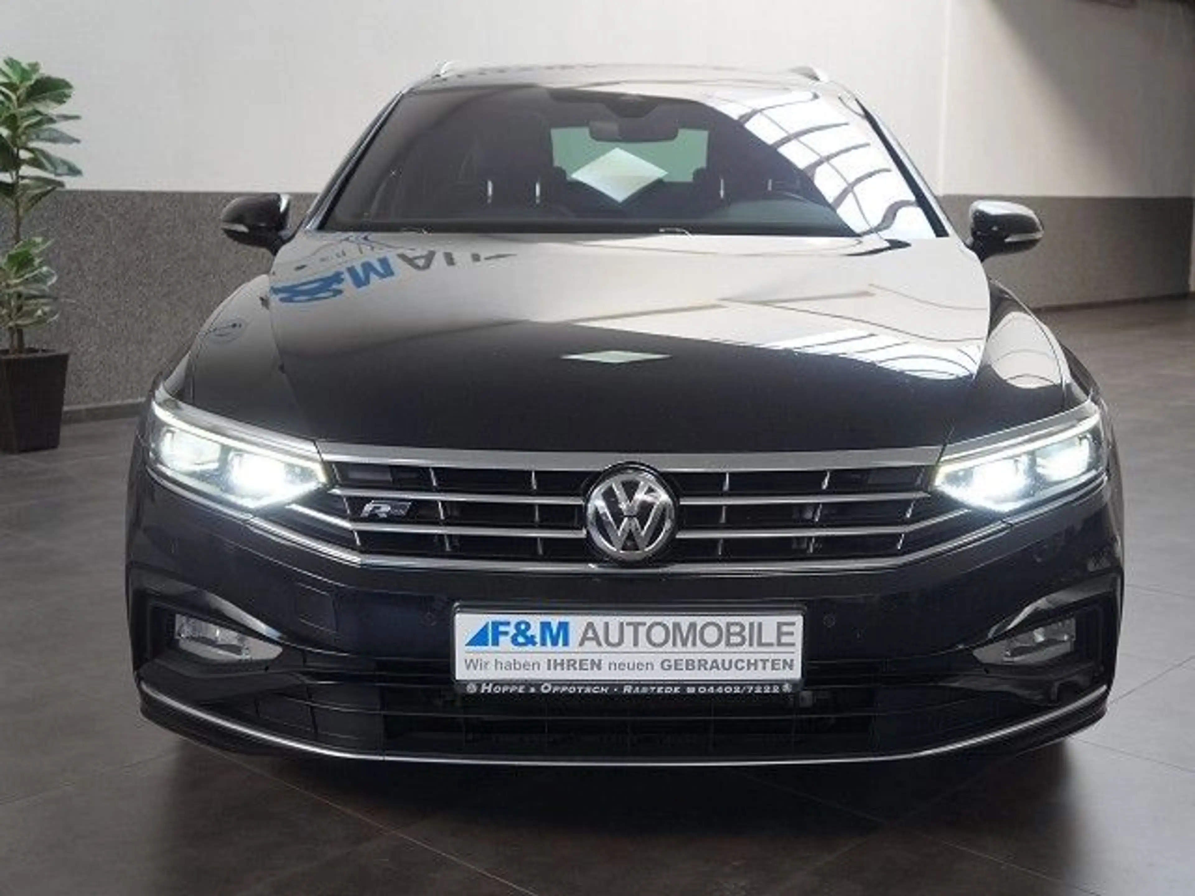 Volkswagen Passat Variant 2.0 TDI DSG R-Line Pano Leder Nav — photo 4
