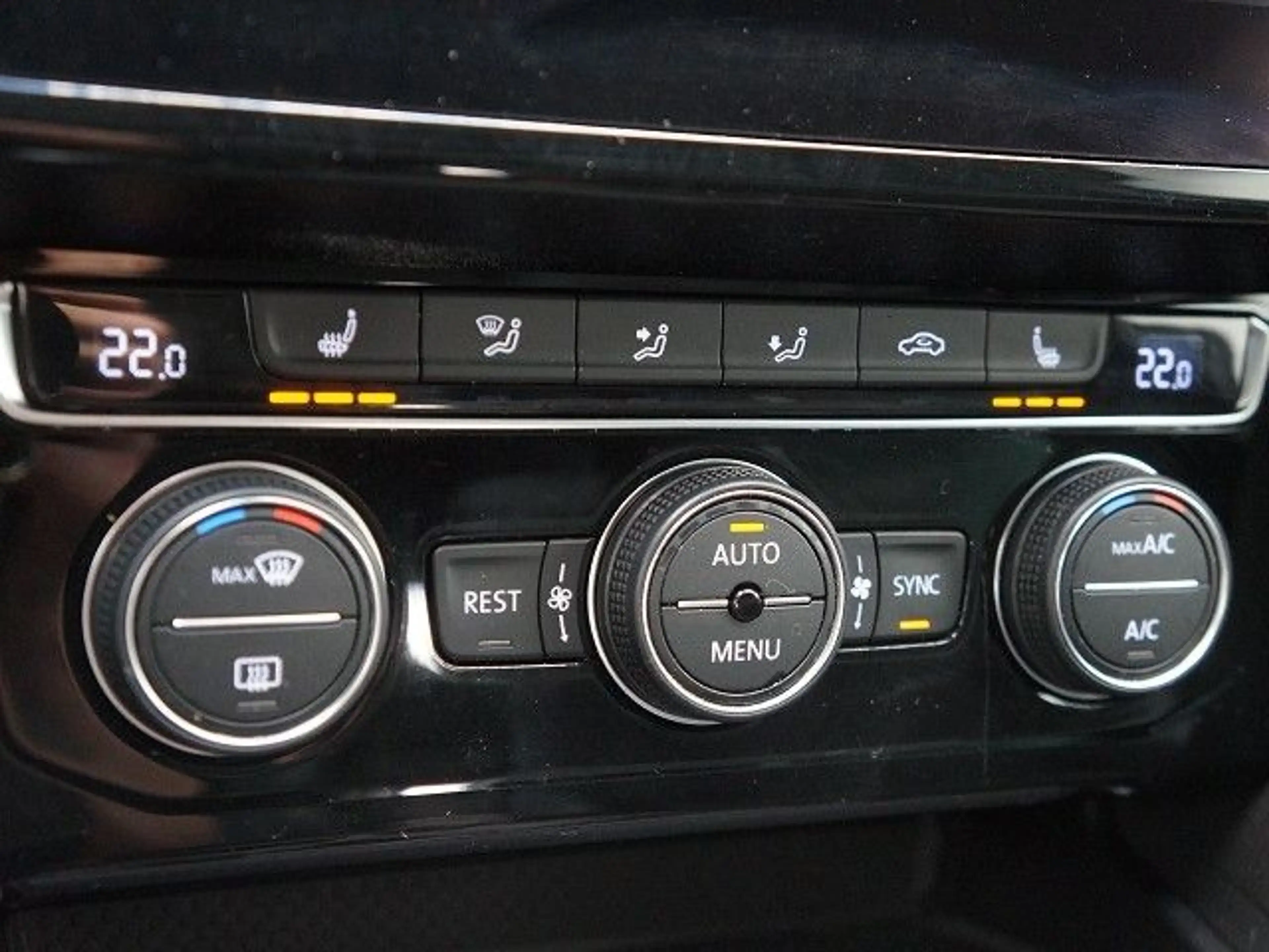 Volkswagen Passat Variant 2.0 TDI DSG R-Line Pano Leder Nav — photo 13
