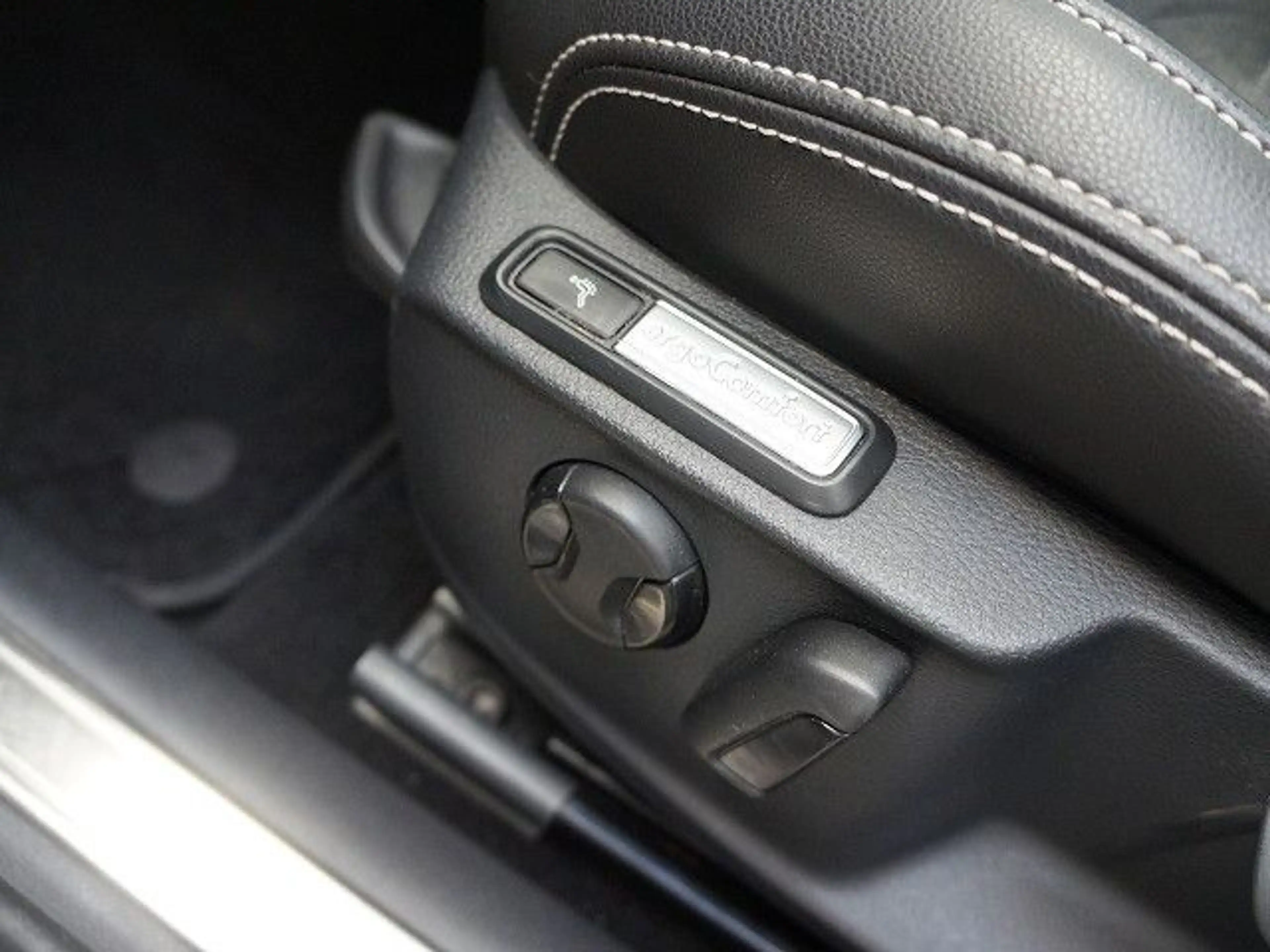 Volkswagen Passat Variant 2.0 TDI DSG R-Line Pano Leder Nav — photo 14