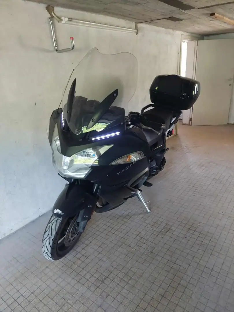 Triumph Trophy Trophy SE Negru - 1