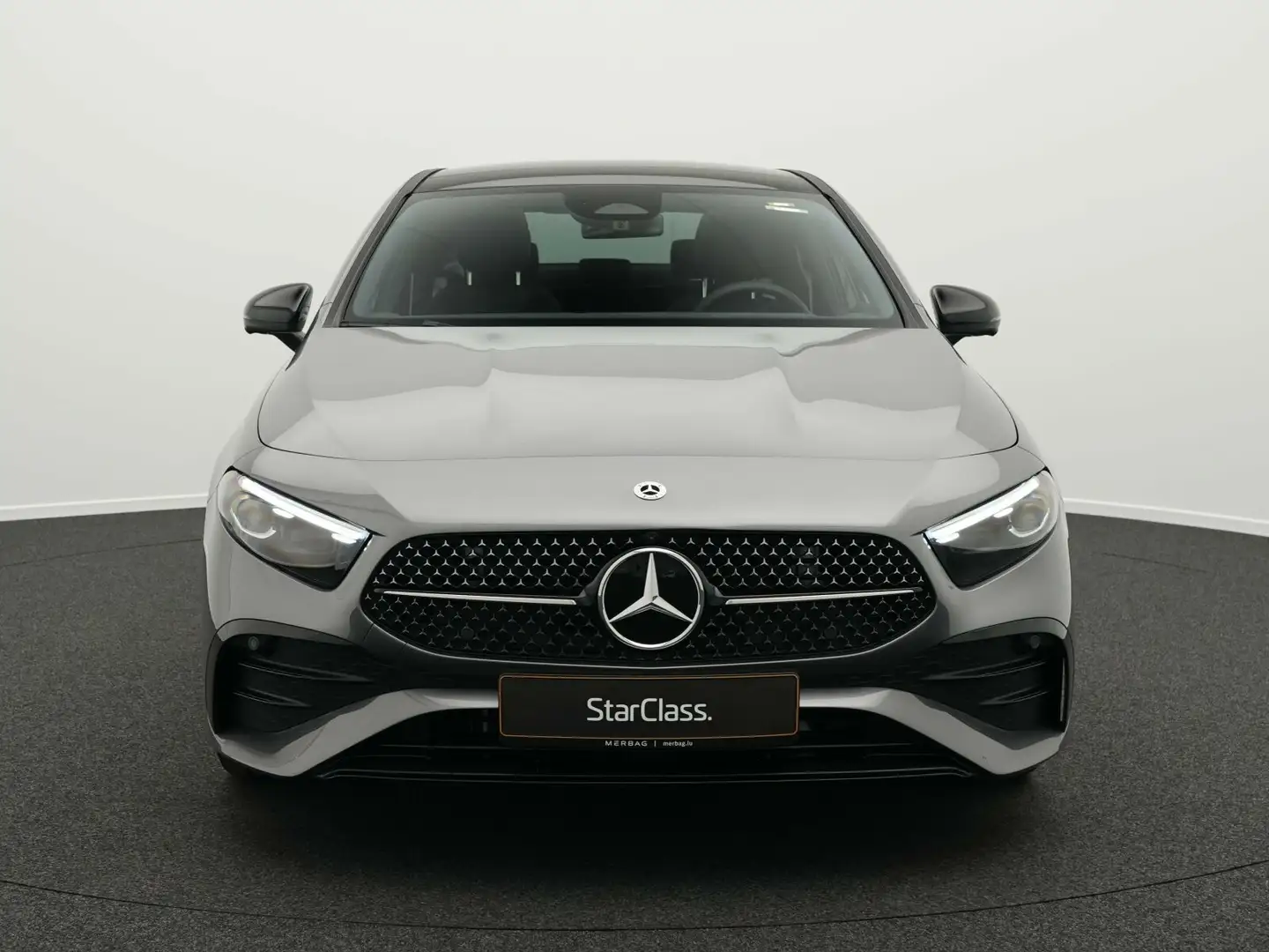 Mercedes-Benz A 180 A 180 Limousine  AMG Line Special Edition/Navi/LED Gris - 2