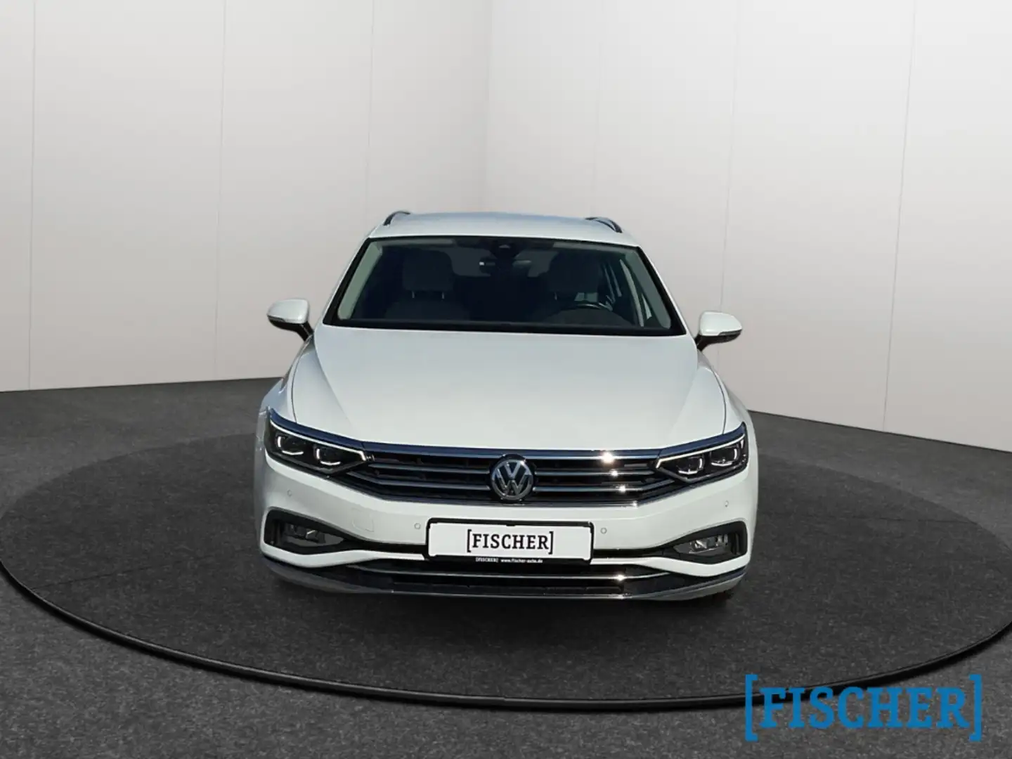 Volkswagen Passat Variant 1.5TSI DSG Elegance Matrix Navi AHK STHZ HUD Bianco - 2