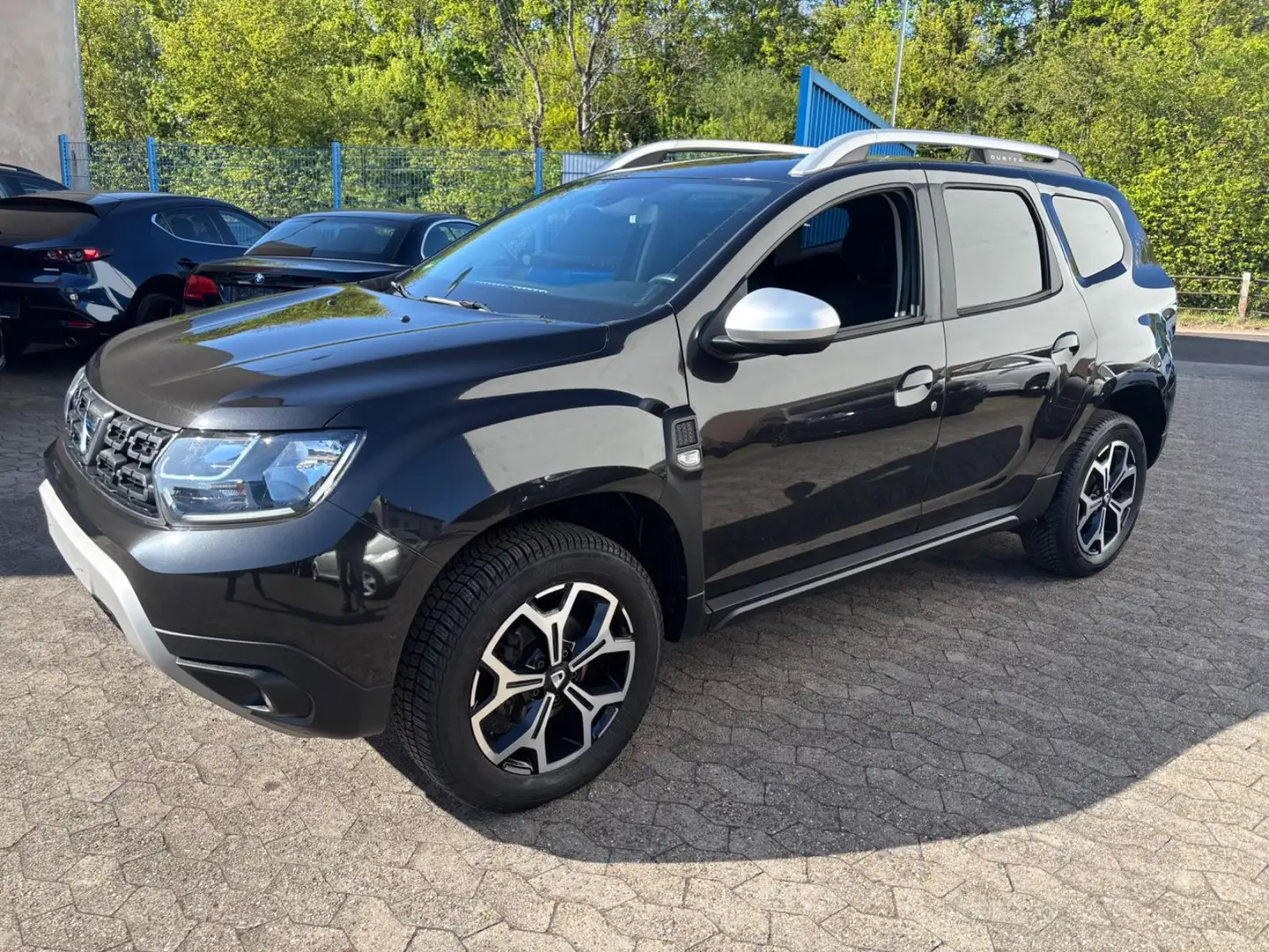 Dacia Duster II Prestige Automatik Navi/Sitzhzg/Kamera Schwarz - 1