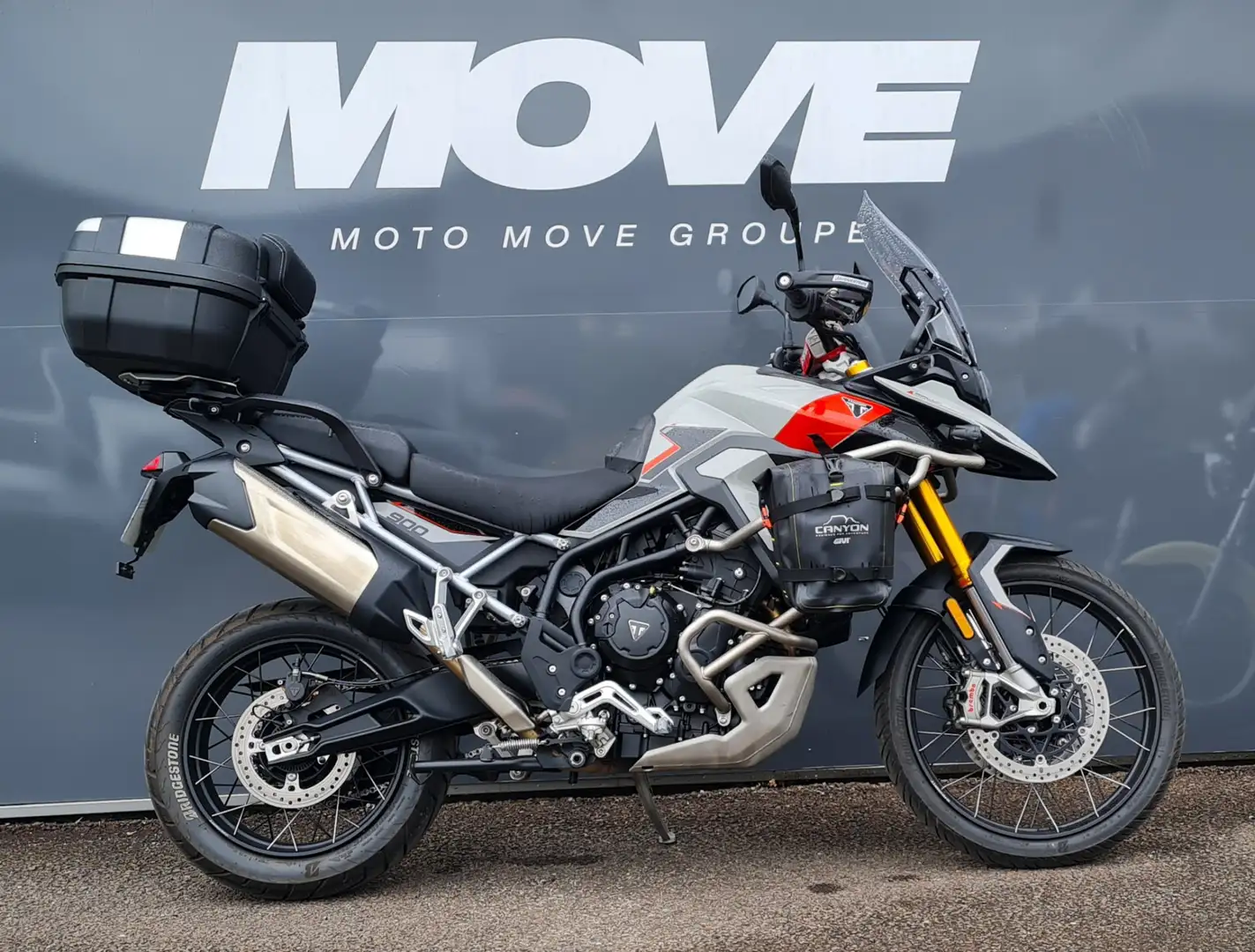 Triumph Tiger 900 Alb - 1