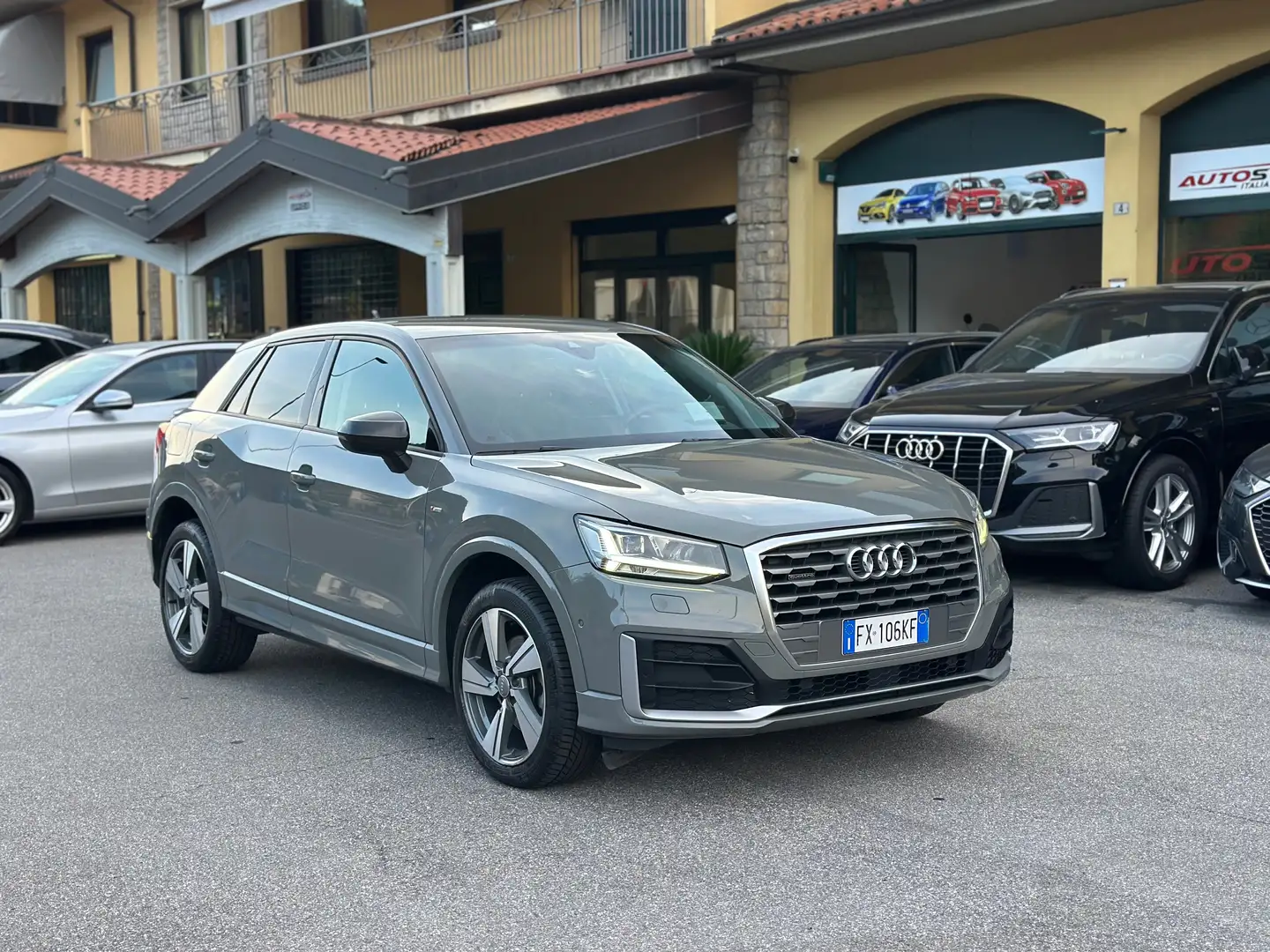 Audi Q2 35 2.0 tdi  S line  quattro 150cv s-tronic my19 Grigio - 1