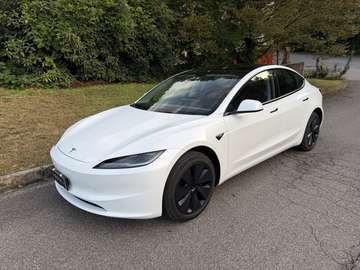 Model 3 2023 Premium rwd Top Condition