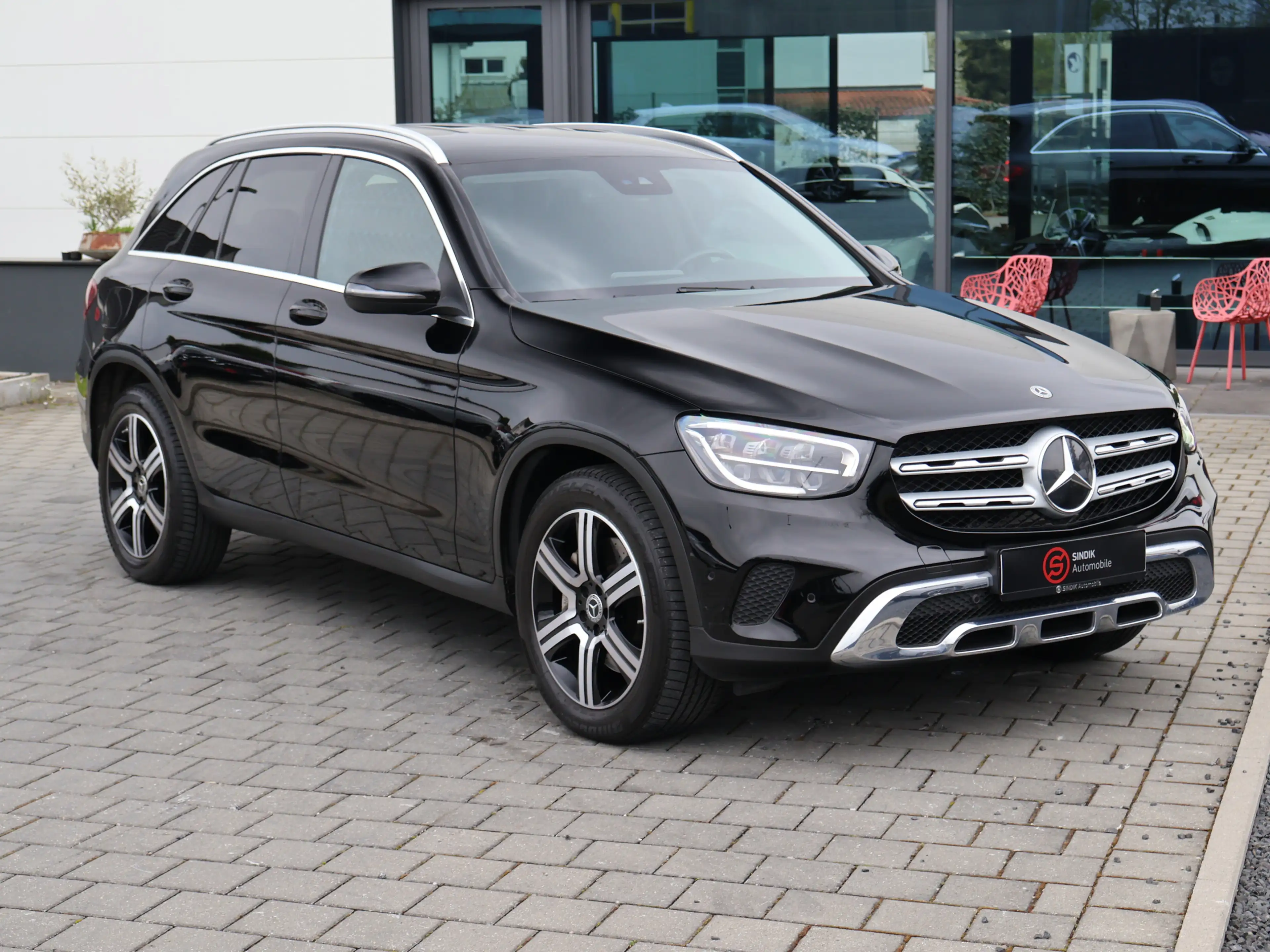 Mercedes-Benz GLC 400 d 4M Distronic-MBUX-Kamera-Sitzhzg — photo 3