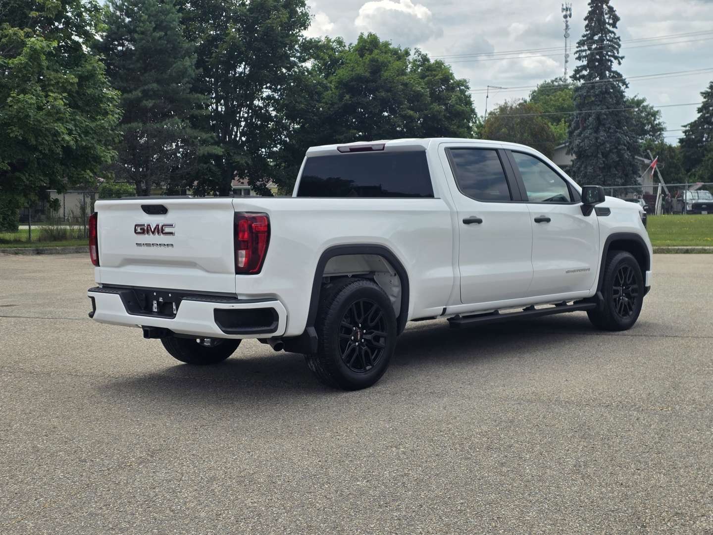 2024 GMC Sierra 1500 Pro Crew Cab 4WD GM Lease return — снимка 1