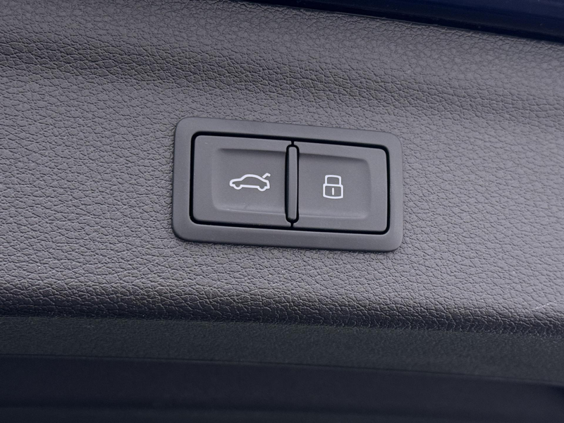 Audi Q3 45 TFSI e S edition | Pano dak | Leder | Stoelverw — photo 8