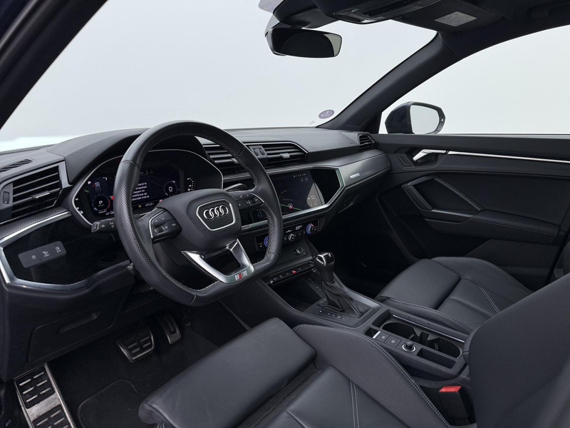 Audi Q3 45 TFSI e S edition | Pano dak | Leder | Stoelverw — photo 3
