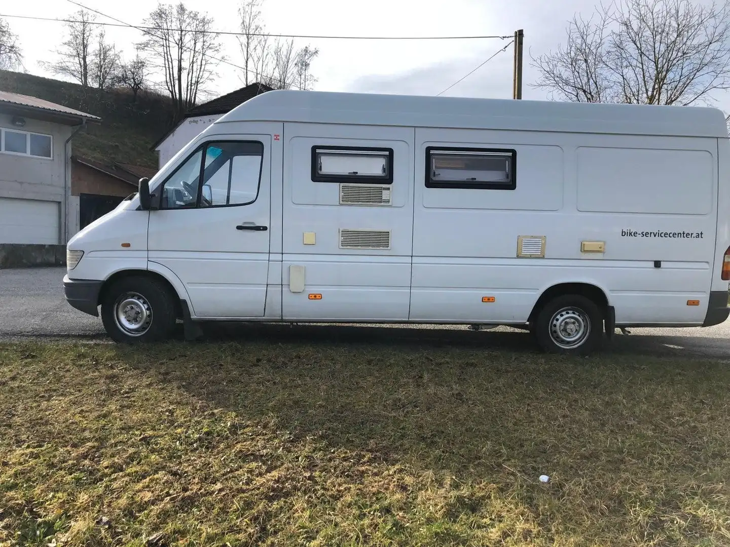 Mercedes-Benz 210/310 3,5t Wohnwagen 04/97 Diesel Ak 102 Ps weiß Fehér - 2