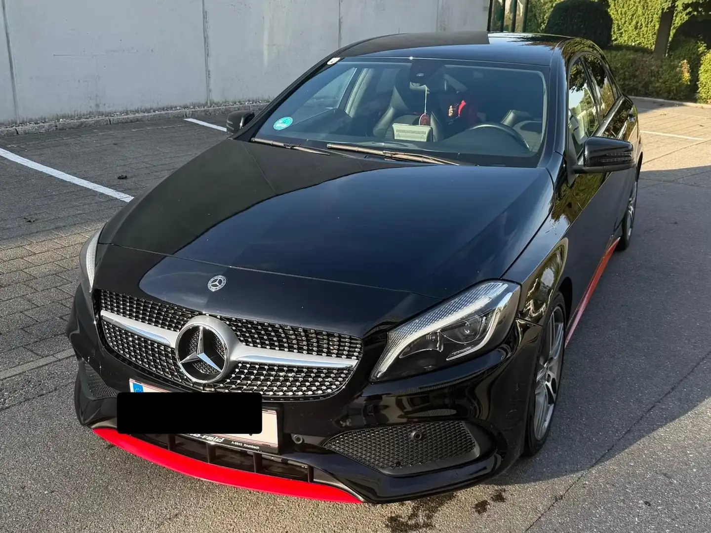 Mercedes-Benz A 200 A 200 d Aut. Schwarz - 2