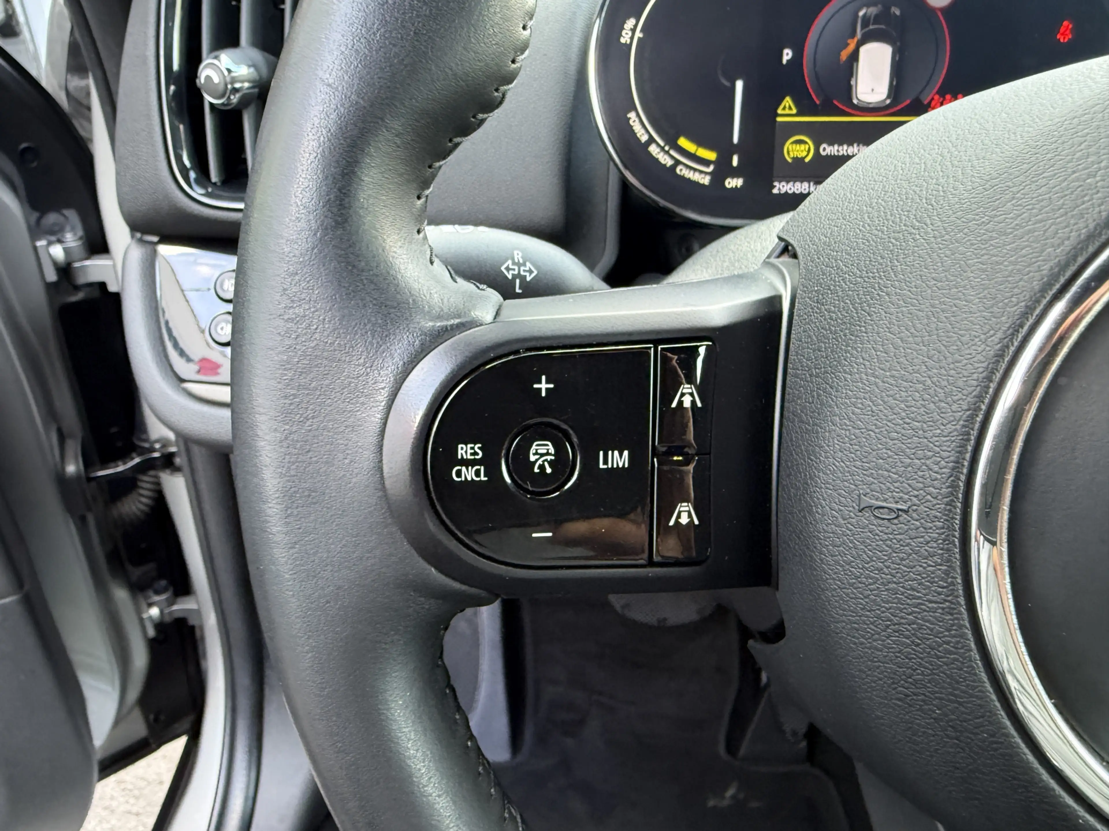 MINI Cooper SE Countryman 1.5 ALL Leder/Camera/Apple — photo 10