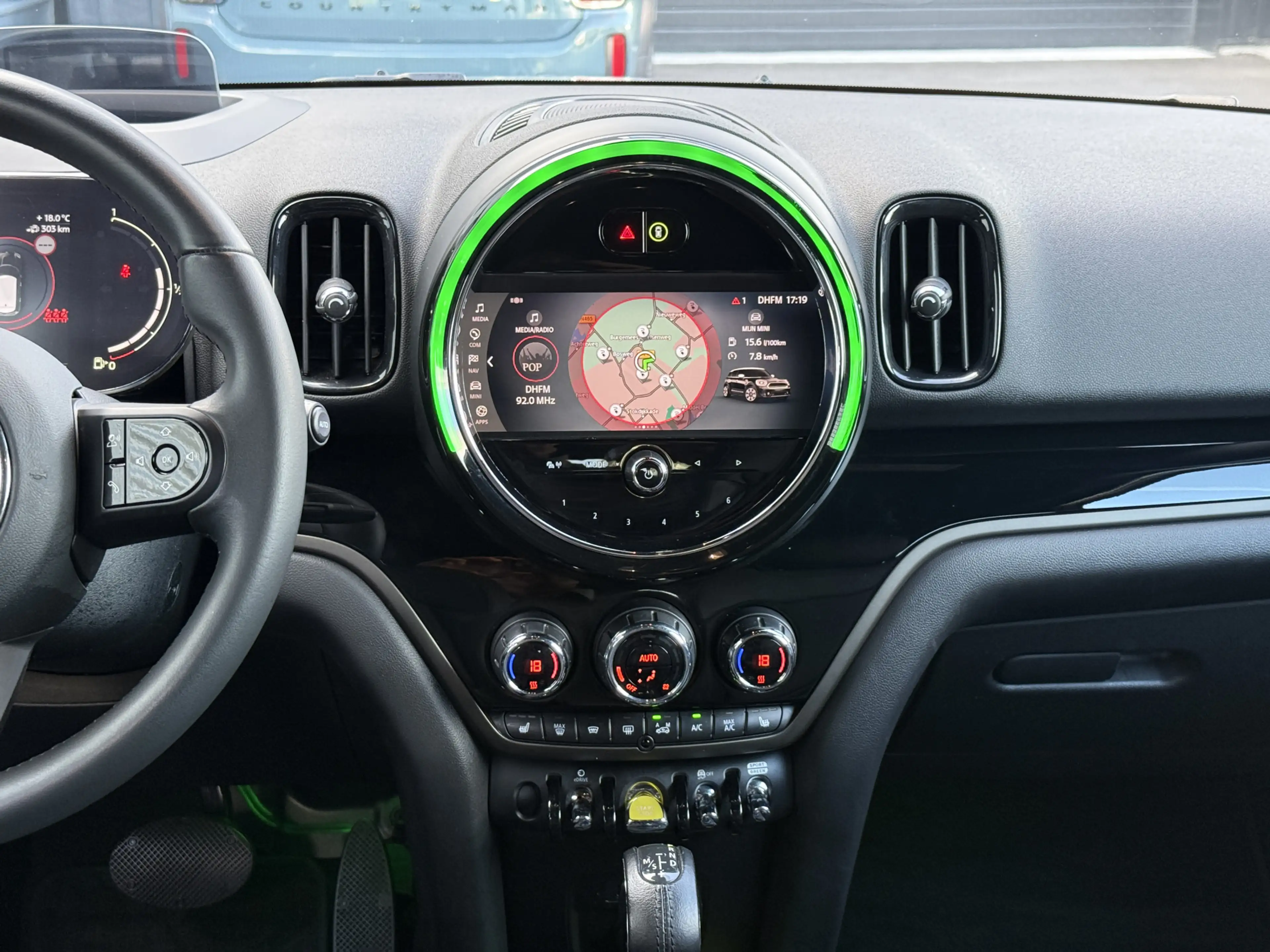 MINI Cooper SE Countryman 1.5 ALL Leder/Camera/Apple — photo 32