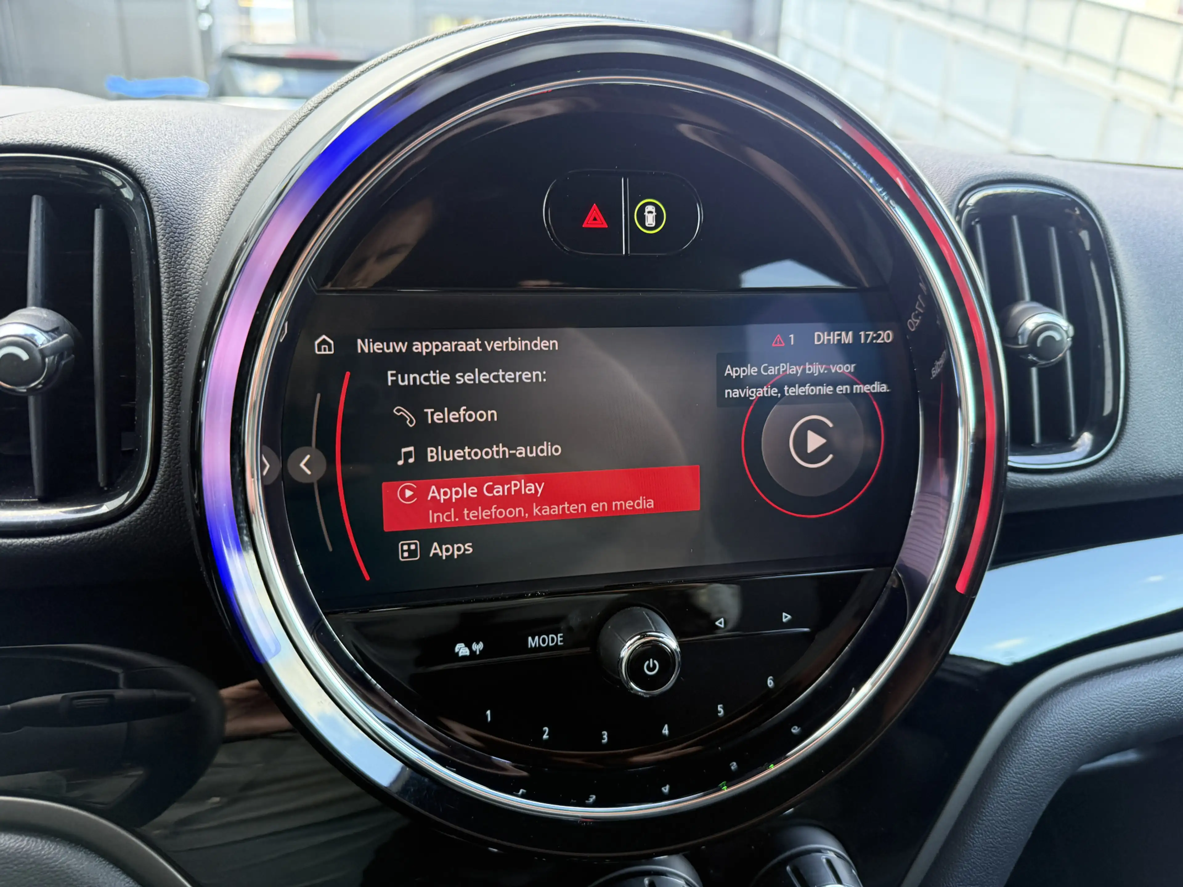 MINI Cooper SE Countryman 1.5 ALL Leder/Camera/Apple — photo 17