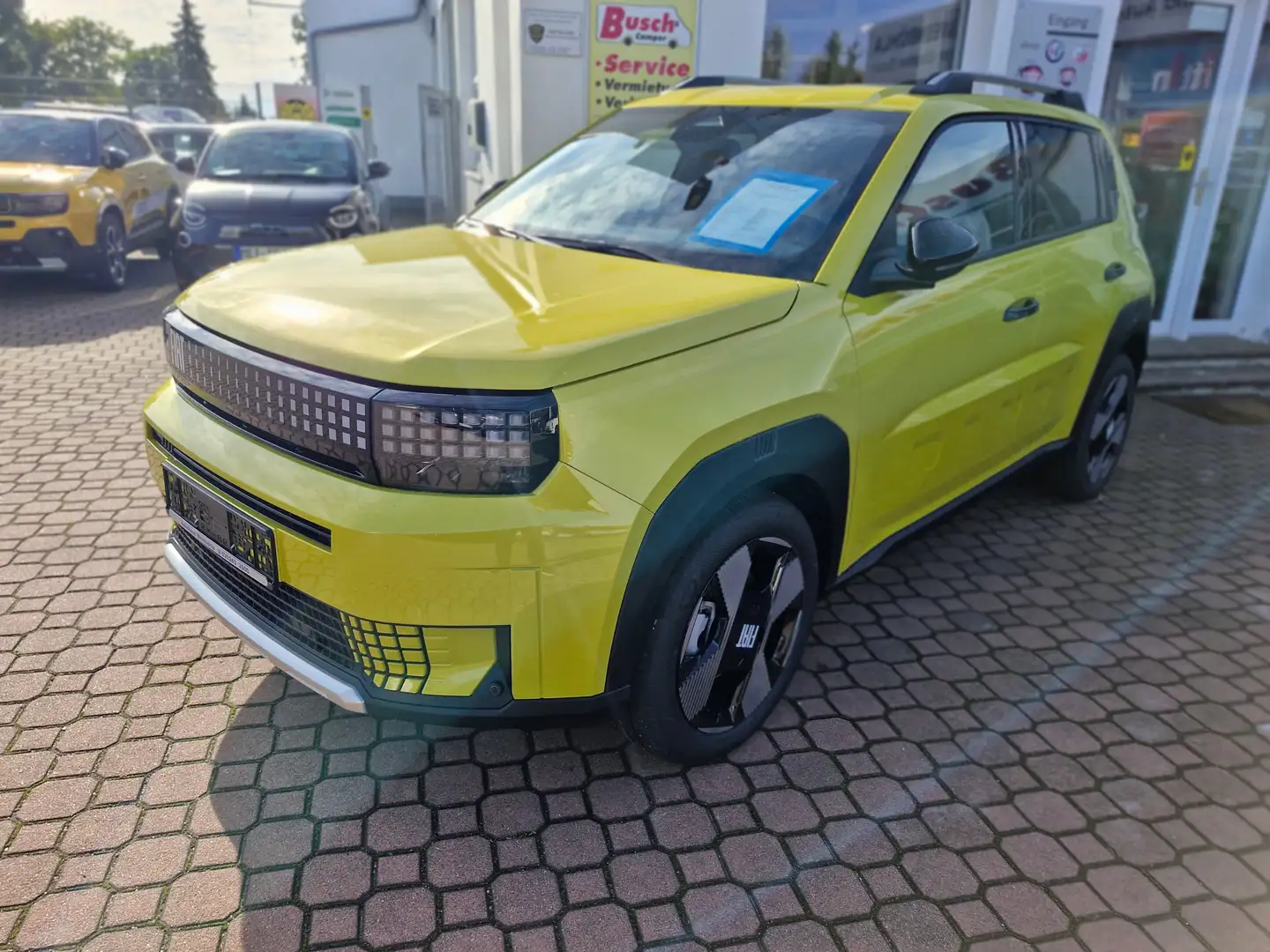 Fiat Grande Panda 1.2 Hybrid La Prima eDCT Gelb - 1