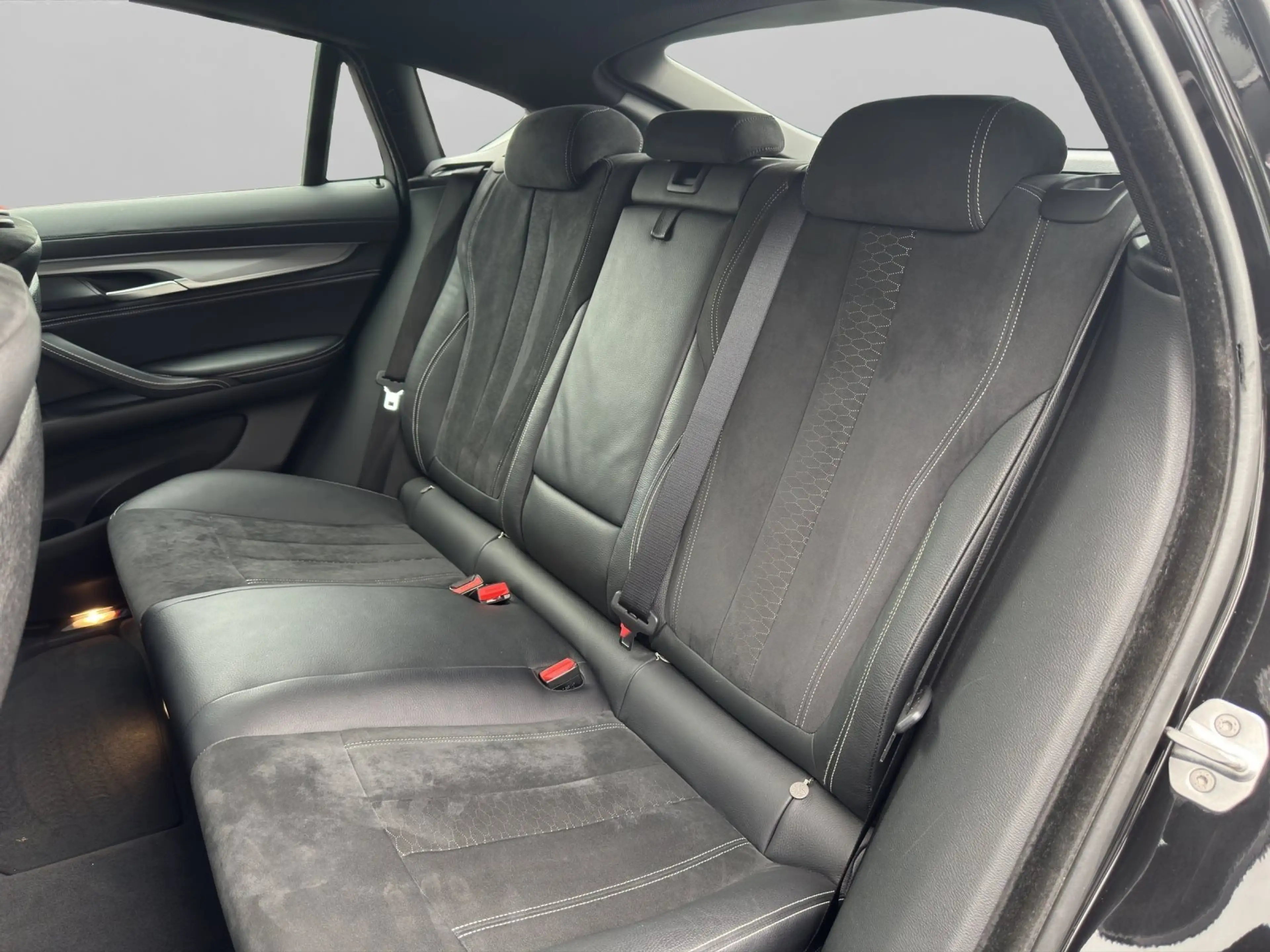 BMW X6 xDrive30d M Sportpaket WLAN RFK Navi Prof. — photo 8