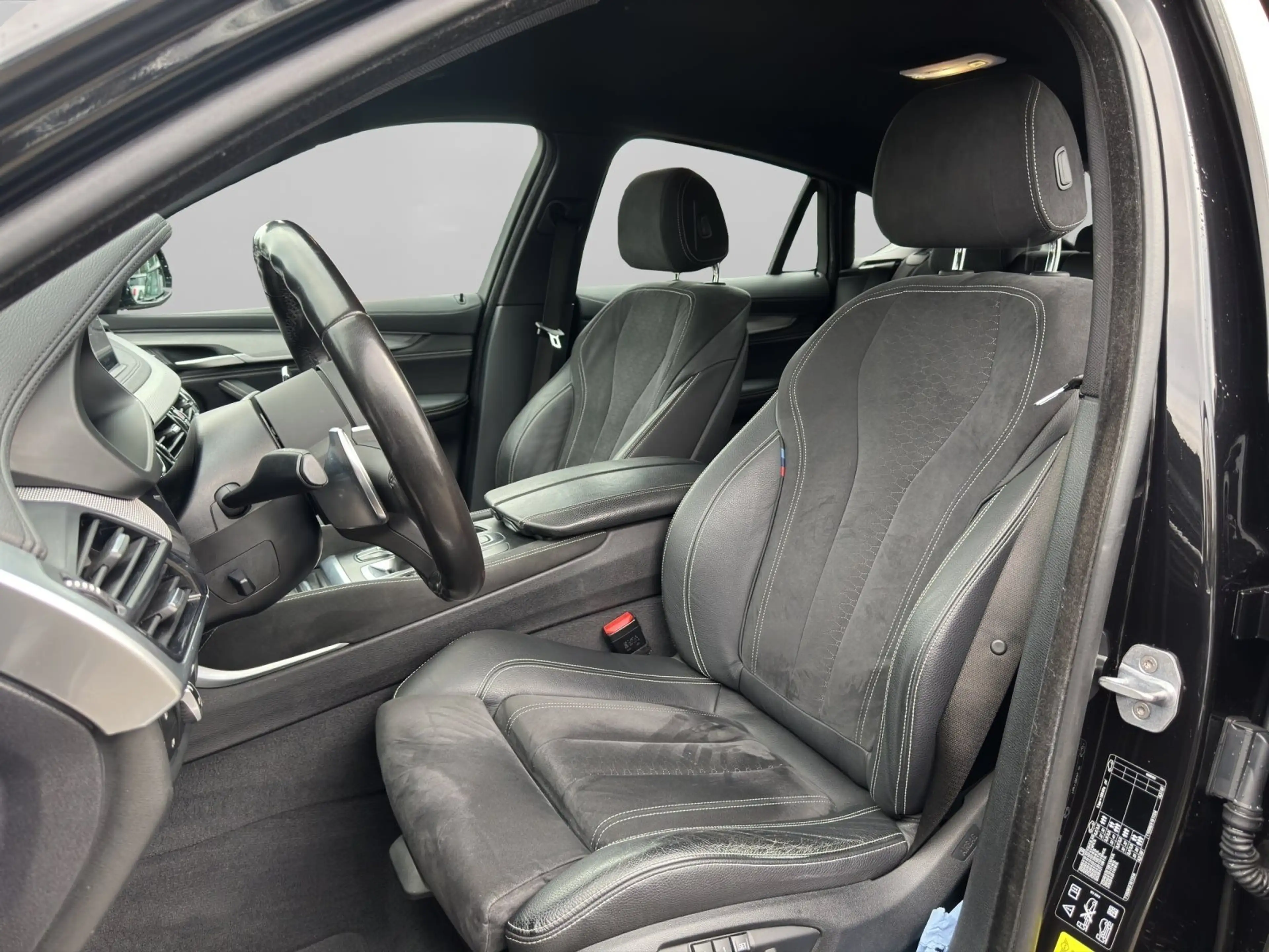 BMW X6 xDrive30d M Sportpaket WLAN RFK Navi Prof. — photo 7