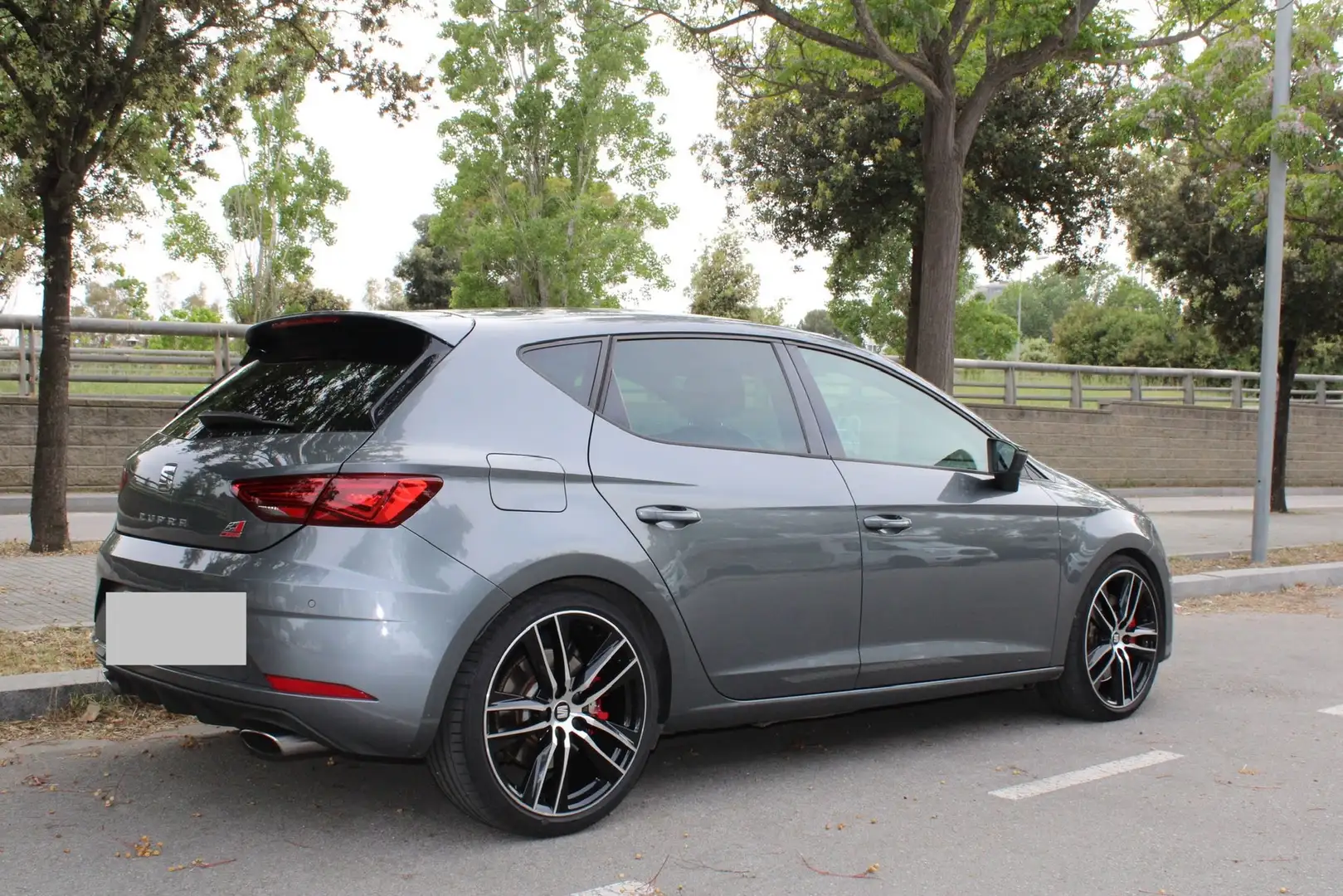 SEAT Leon León 2.0 TSI S&S Cupra 300 - 1