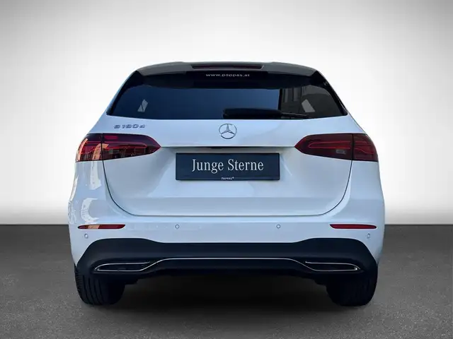 Mercedes-Benz B Class view 5