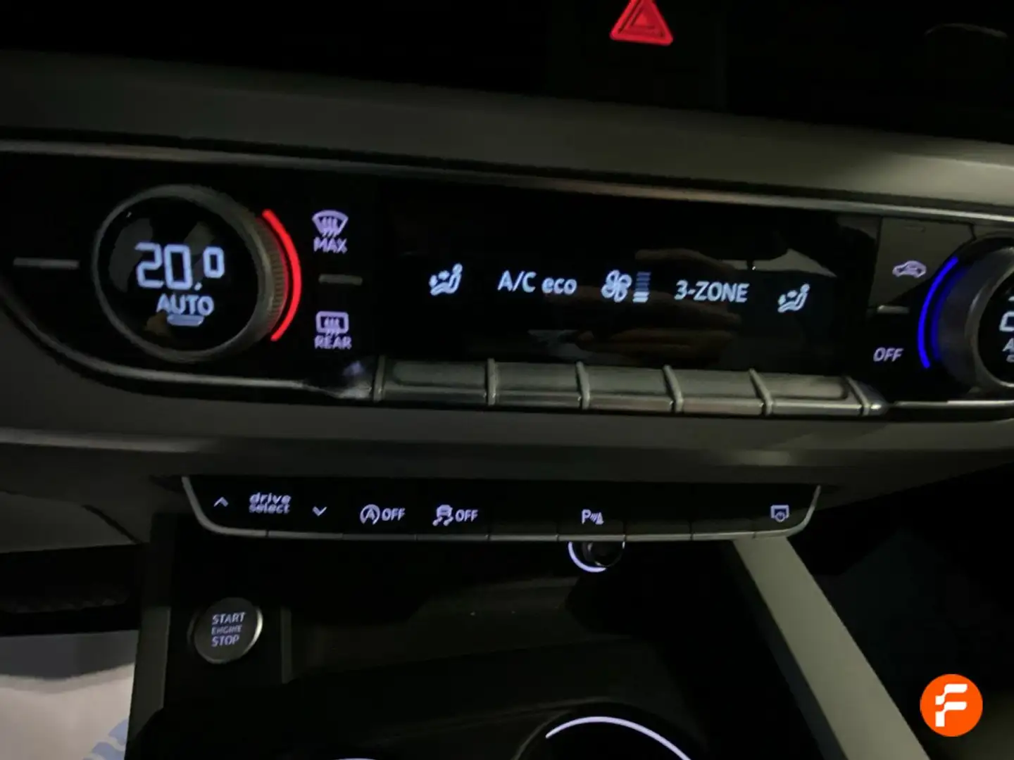 Audi A4 Avant 35 TDI S line S tronic 120kW Noir - 2