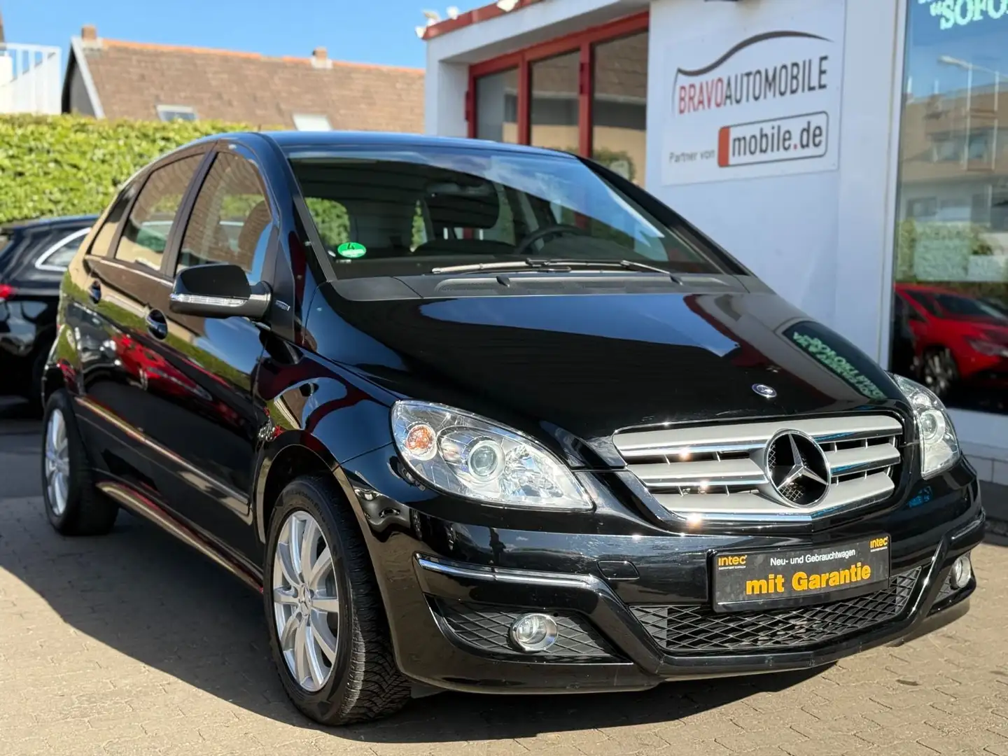 Mercedes-Benz B 160 Sport NAVI/KLIMA/S&S/KAMERA/ALUS/CARPLAY Negru - 1