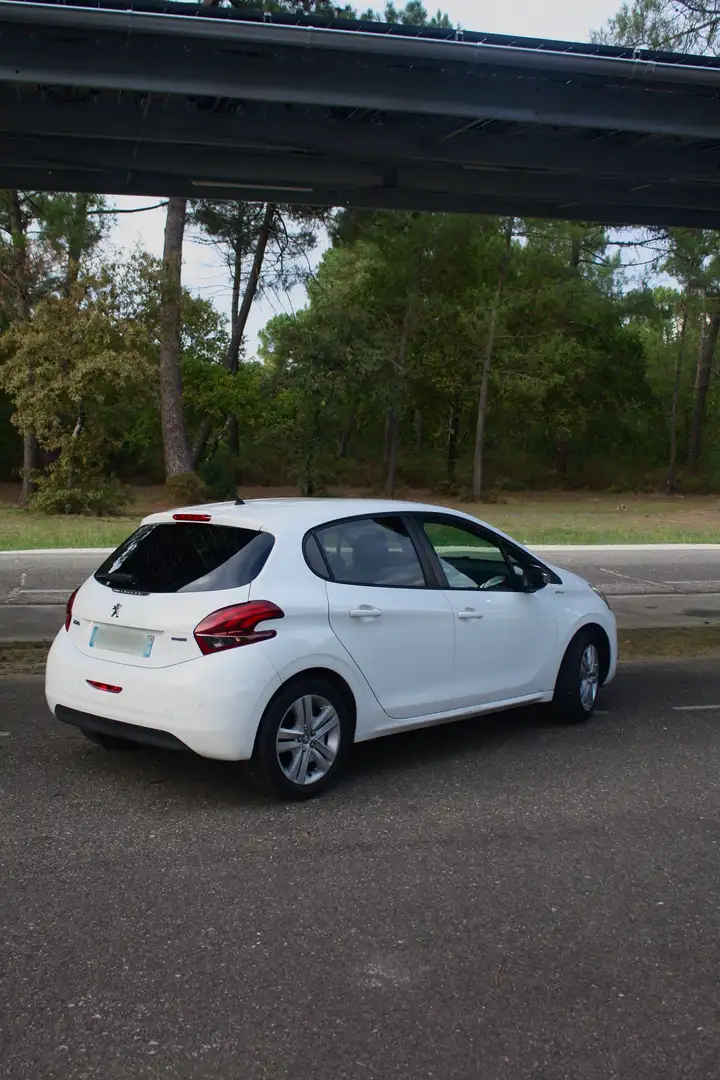 Peugeot 208 1.2 PureTech 82ch BVM5 Style - 1