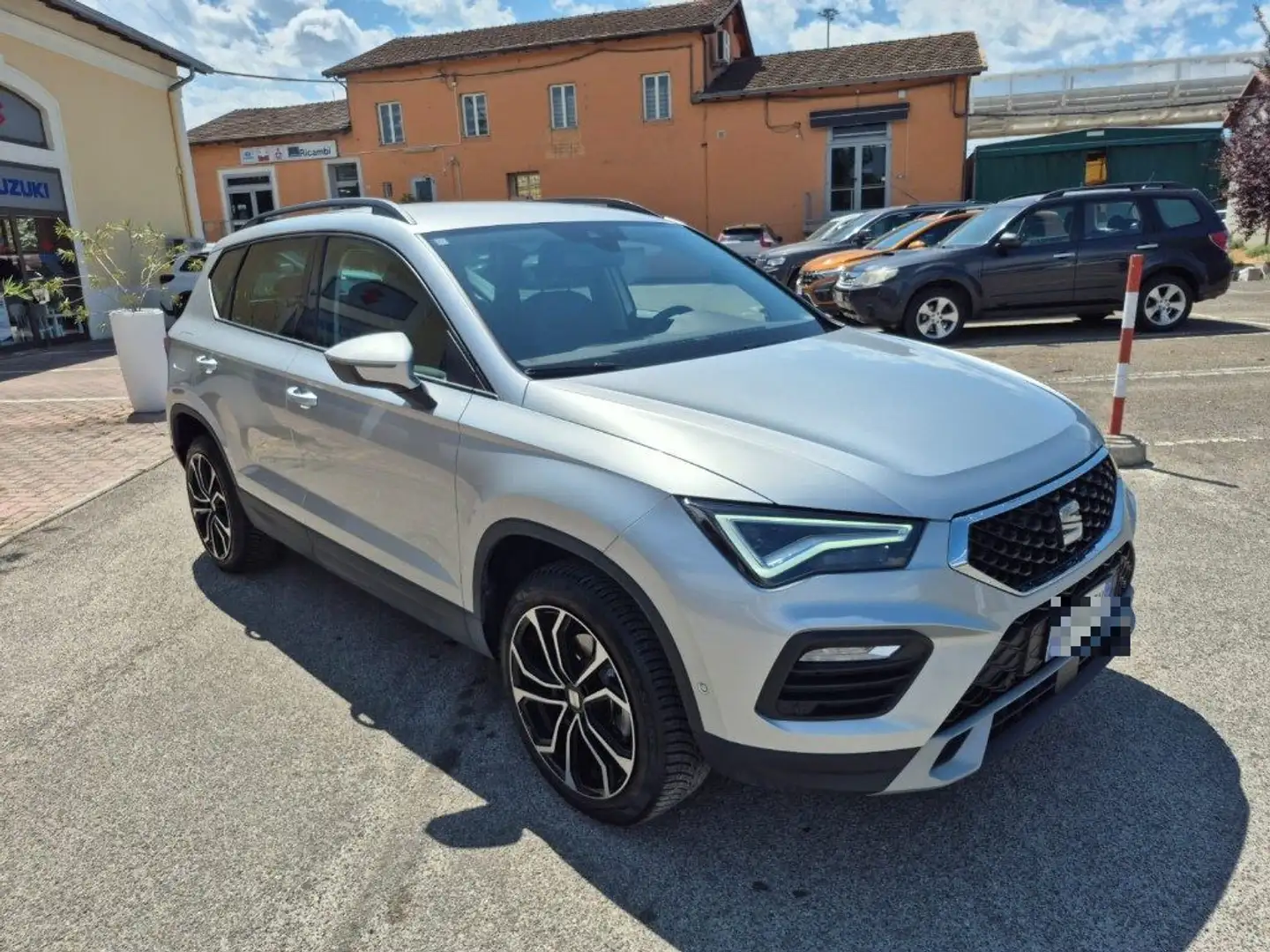 SEAT Ateca 1.5 EcoTSI DSG Business Argento - 2