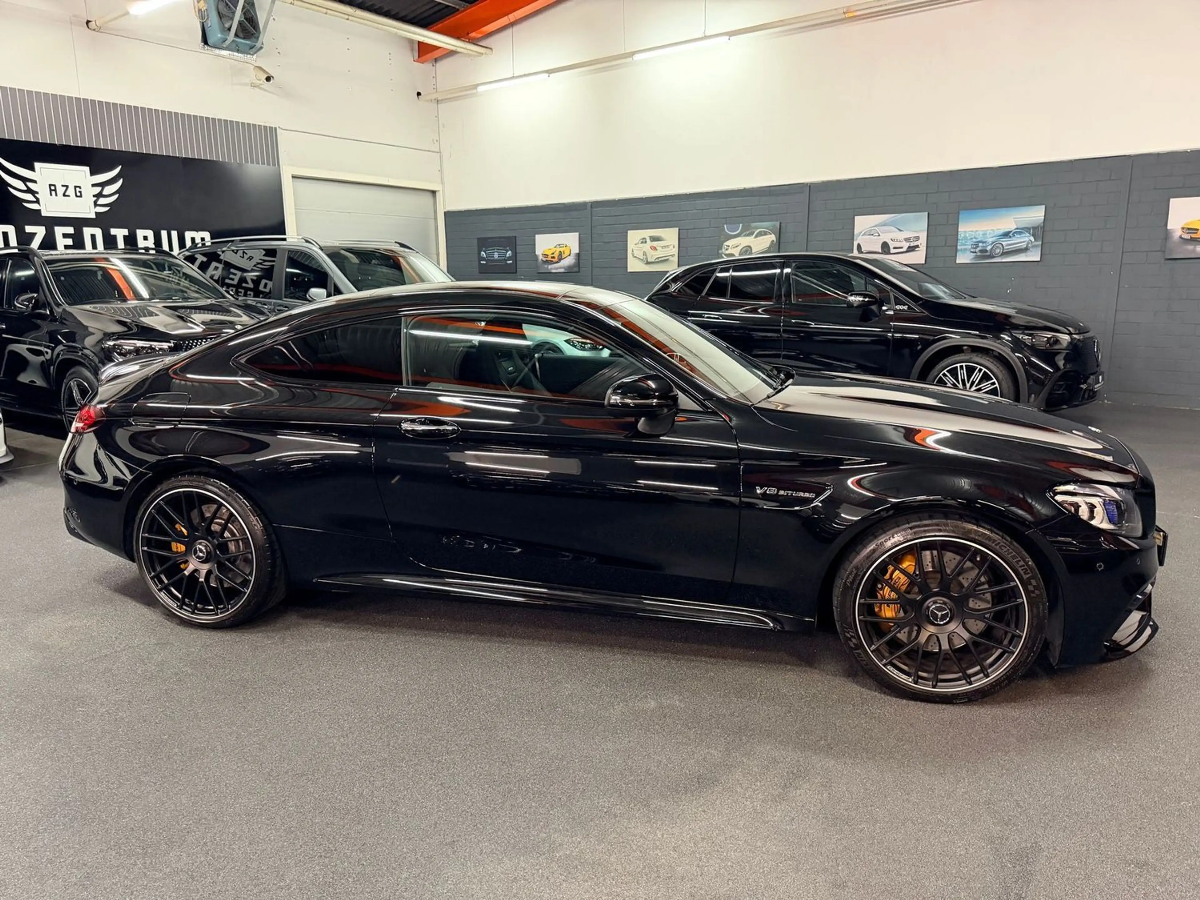 Mercedes-Benz C 63 AMG Coupé PANO/DISTR/LEDER/BURM/MLTBEAM/NIG — photo 6