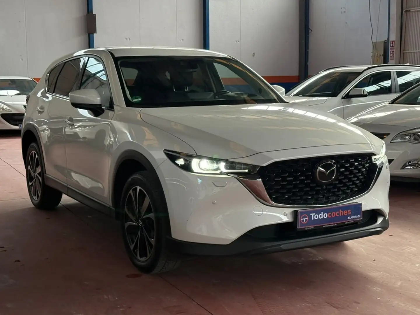 Mazda CX-5 e-Sky G MHEV 2.5 141kW AT AWD Advantage Blanco - 2