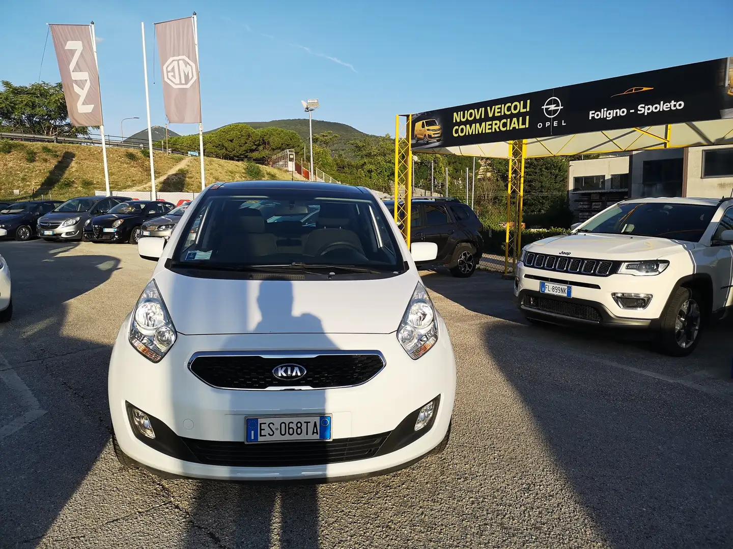 Kia Venga Venga 1.4 cvvt Active tetto panoramico Wit - 2