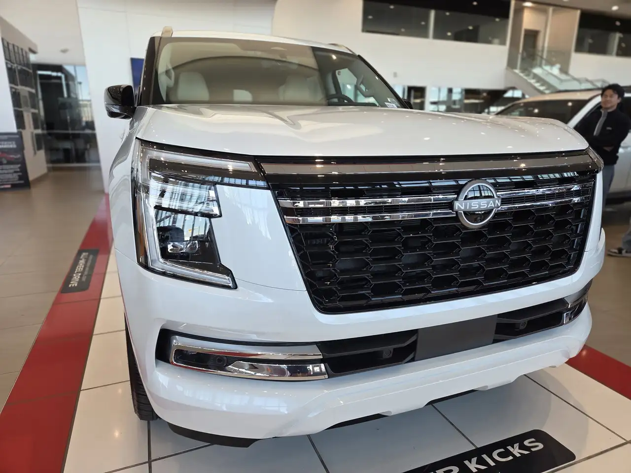 Nissan Armada снимка Nissan Armada