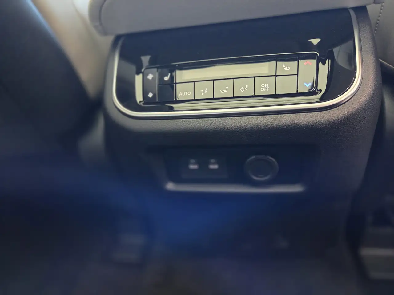Nissan Armada снимка Nissan Armada