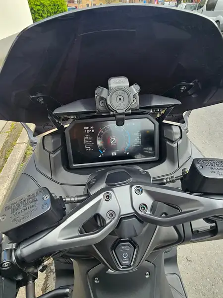 Yamaha TMAX 560 - foto 4