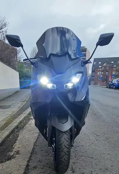 Yamaha TMAX 560 - foto 3