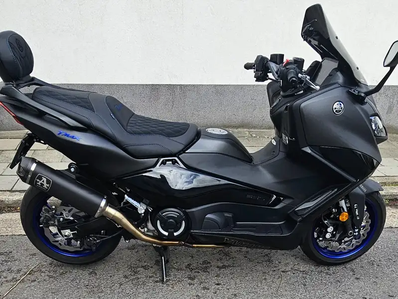 Yamaha TMAX 560 - foto 2