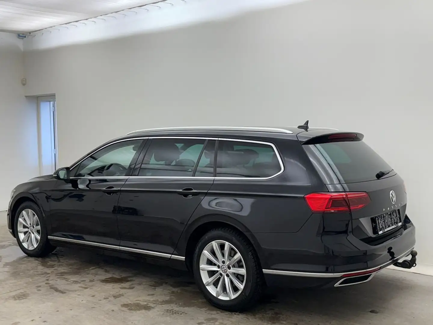 Volkswagen Passat Variant 1.5TSI ACT OPF DSG7 Elegance Business GPS 360Camer Nero - 2