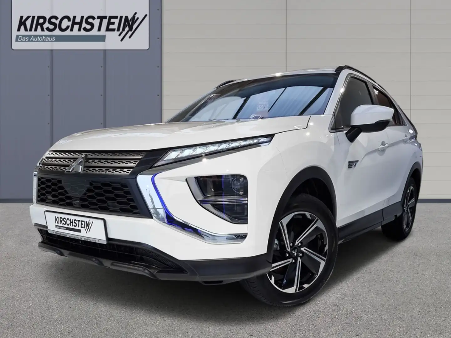 Mitsubishi Eclipse Cross Plug-In Hybrid Basis App-Navi Wit - 1