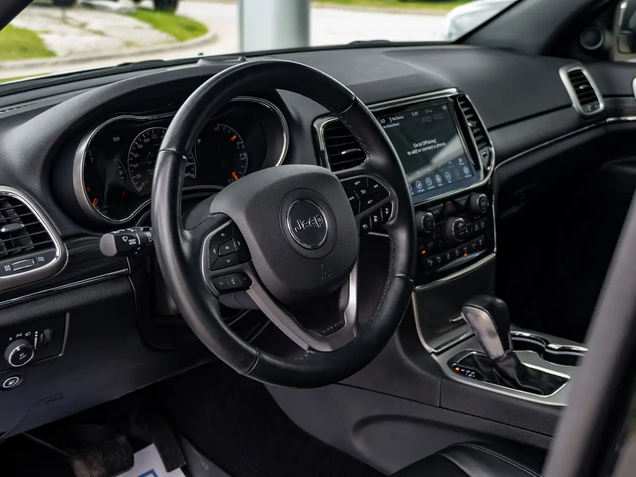 Jeep Grand Cherokee снимка Jeep Grand Cherokee